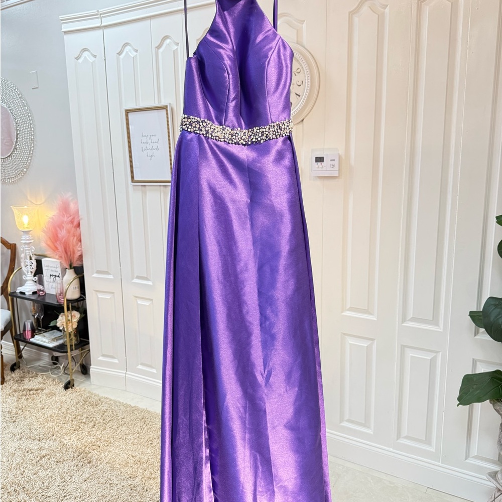 Elegant Purple Halter Gown with Embellished Waist